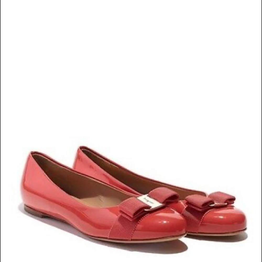 NWT！Salvatore Ferragamo Varina Flat ballet
